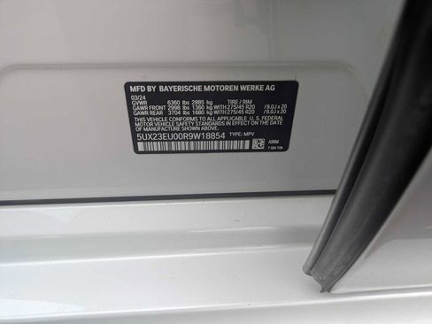 Used 2024 BMW X5 xDrive40i w/ M Sport Package AWD/4WD image 37