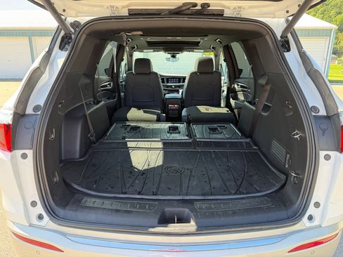 Used 2023 Buick Enclave Essence w/ Experience Buick Package AWD/4WD image 13