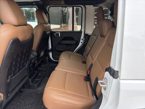 Used 2021 Jeep Wrangler Unlimited Rubicon image 10
