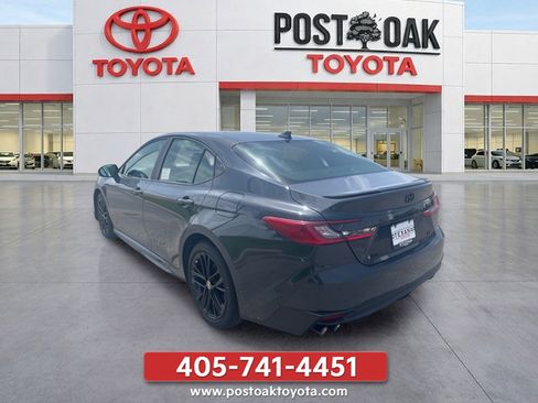 New 2026 Toyota Camry SE w/ Convenience Package FWD image 7