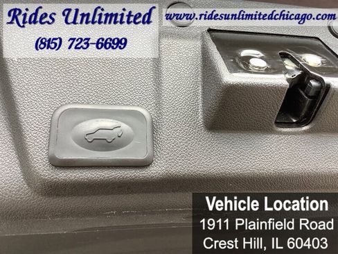 Used 2010 Chevrolet Traverse LT w/ Personal Connectivity Package image 36