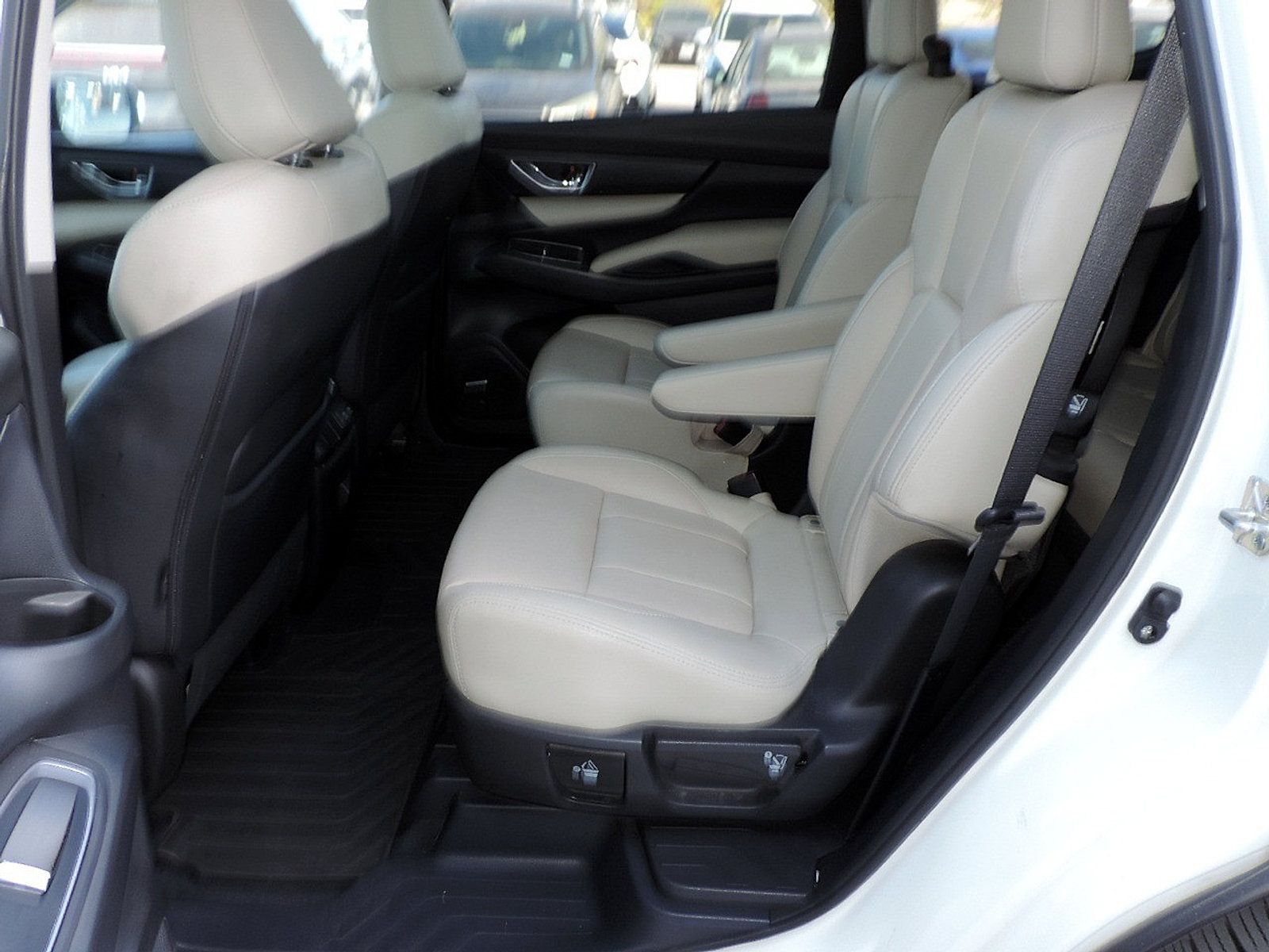 Used 2021 Subaru Ascent Limited w/ Technology Package AWD/4WD image 15
