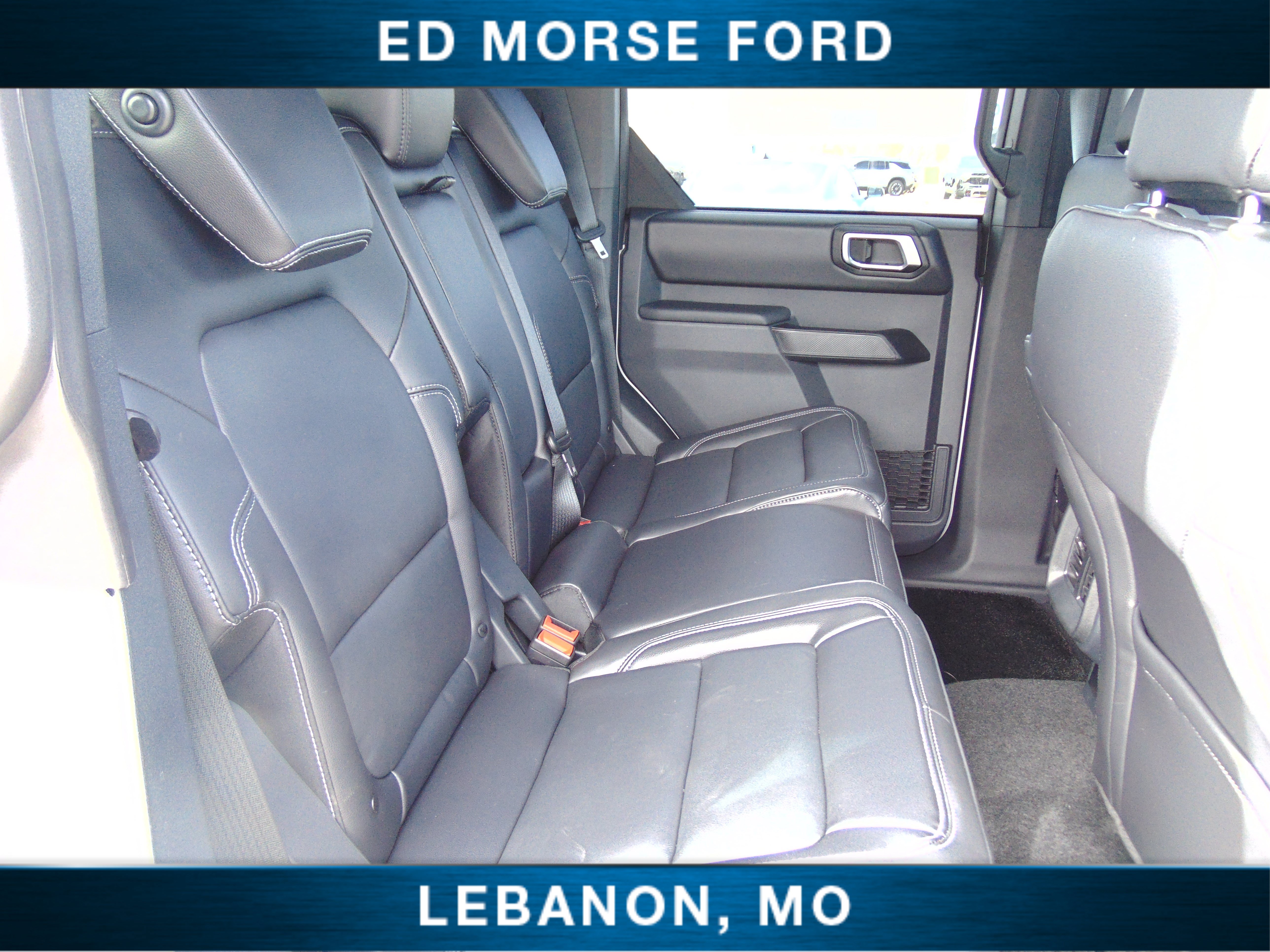 New 2026 Ford Bronco Outer Banks w/ Sasquatch Package AWD/4WD image 16