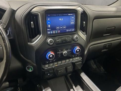 Used 2021 GMC Sierra 2500 Denali w/ Denali Ultimate Package AWD/4WD image 16