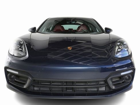 Used 2023 Porsche Panamera 4 Platinum Edition image 2