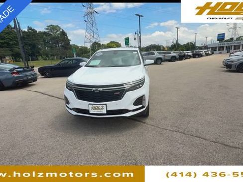 Certified 2023 Chevrolet Equinox RS w/ RS Leather Package AWD/4WD image 3
