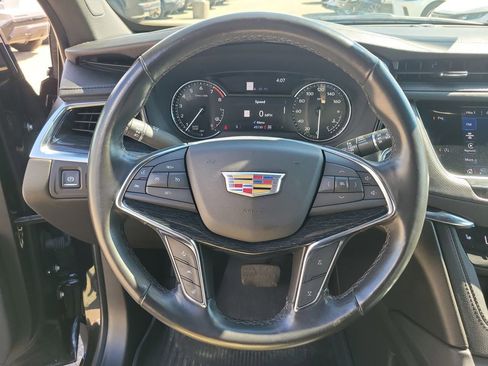 Used 2023 Cadillac XT5 Premium Luxury w/ LPO, Floor Liner Package image 23
