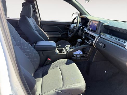 New 2026 Toyota Tacoma SR5 image 15