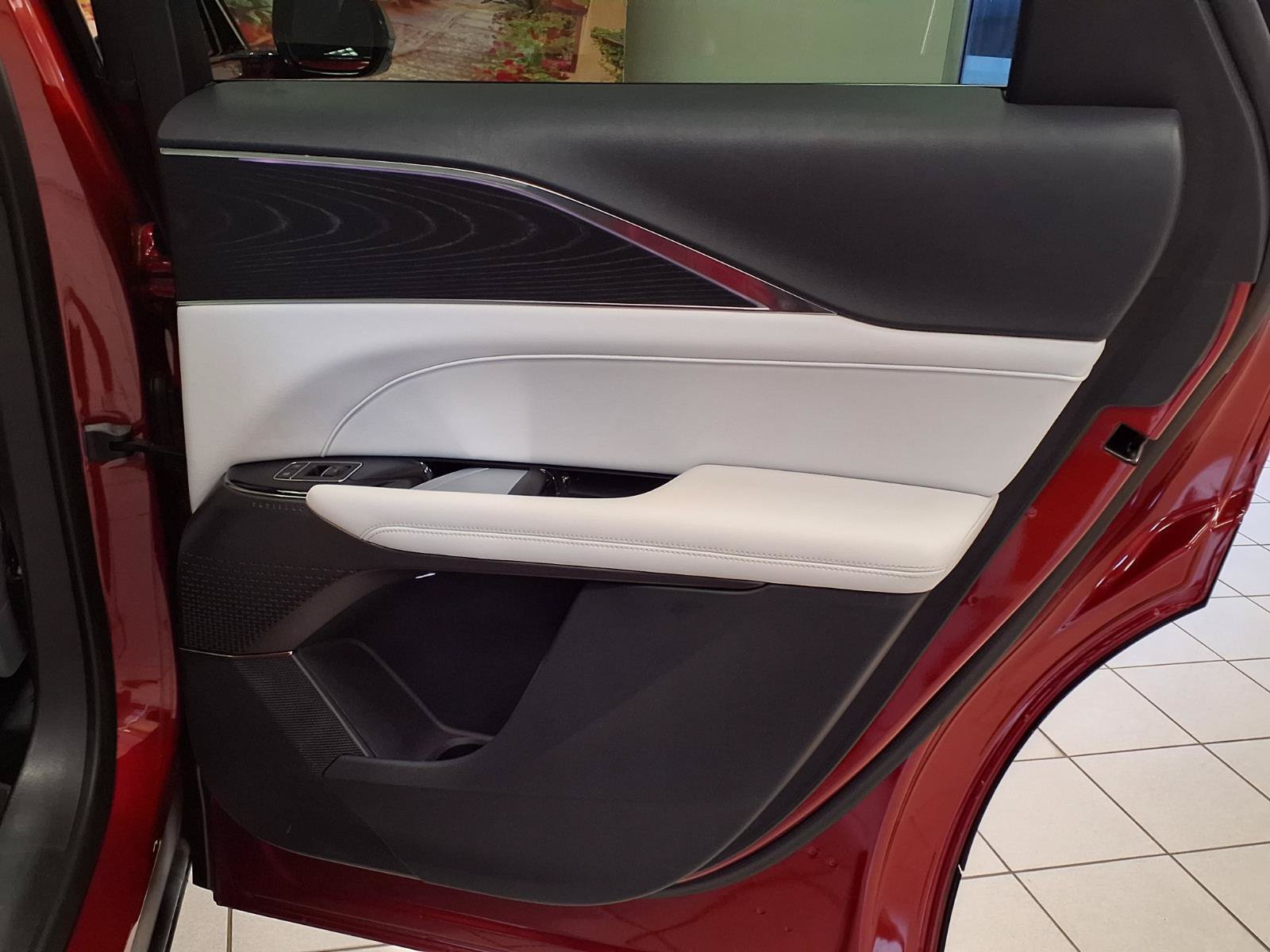 Certified 2024 Cadillac Lyriq Luxury RWD image 13