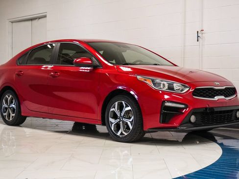 Used 2021 Kia Forte LXS FWD image 4