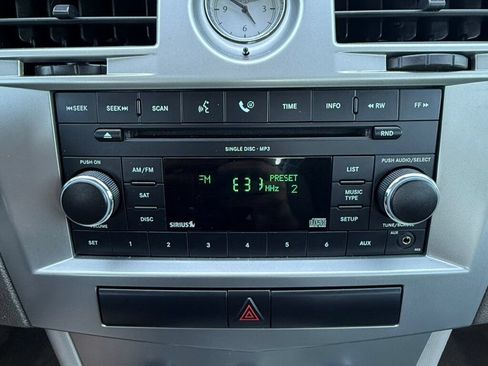 Used 2007 Chrysler Sebring Touring FWD image 33
