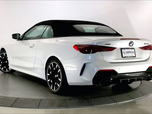 Used 2025 BMW 440i xDrive Convertible w/ Premium Package AWD/4WD image 10