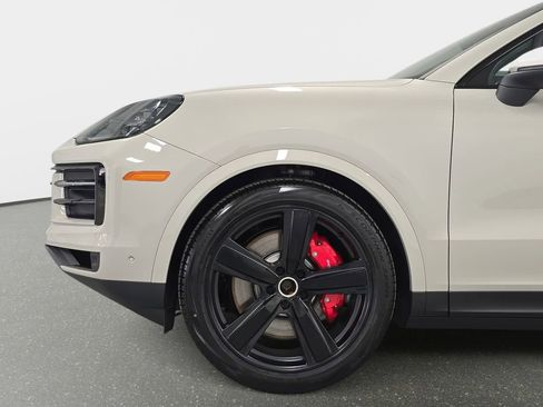 New 2026 Porsche Cayenne S AWD/4WD image 10