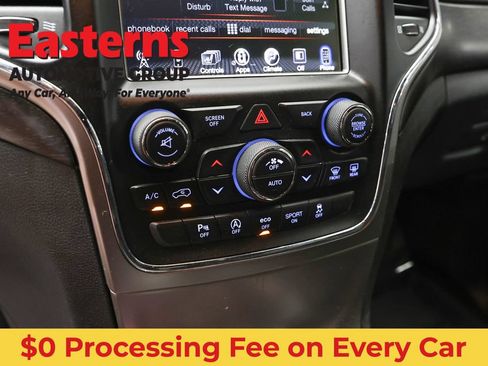 Used 2017 Jeep Grand Cherokee Laredo AWD/4WD image 20