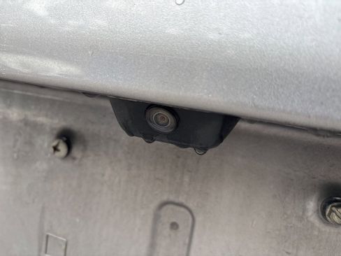 Used 2021 Jeep Cherokee Limited image 26