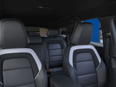 New 2025 Chevrolet Blazer EV LT image 24