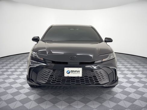 Used 2025 Toyota Camry SE w/ Multimedia Upgrade Package FWD image 6