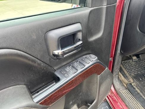 Used 2015 GMC Sierra 1500 SLE w/ SLE Value Package AWD/4WD image 23