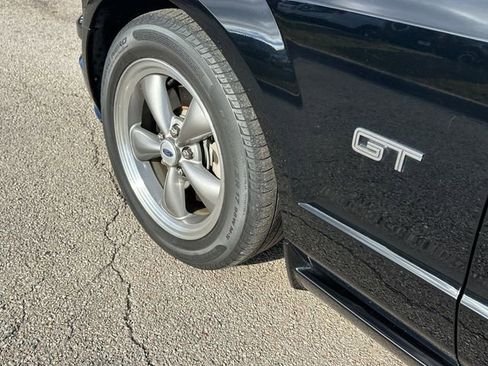 Used 2005 Ford Mustang GT image 8