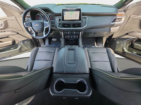 Used 2021 Chevrolet Suburban Premier w/ Premium Package AWD/4WD image 9