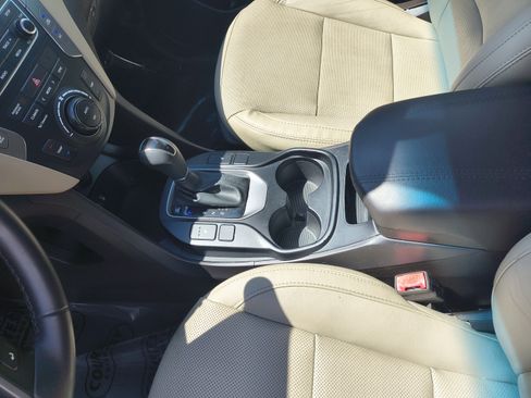 Used 2017 Hyundai Santa Fe Sport 2.0T FWD image 20