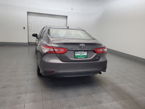 Used 2020 Toyota Camry LE w/ Carpet Mat Package FWD image 6