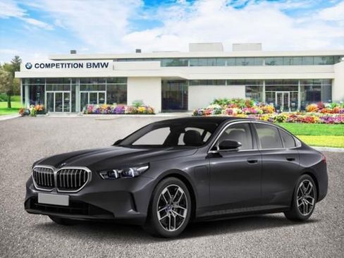 New 2026 BMW 550e xDrive AWD/4WD image 1