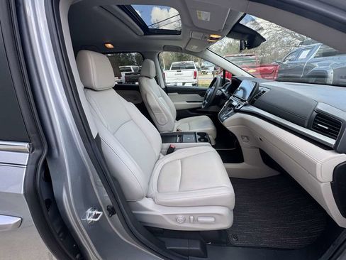 Used 2025 Honda Odyssey EX-L image 10