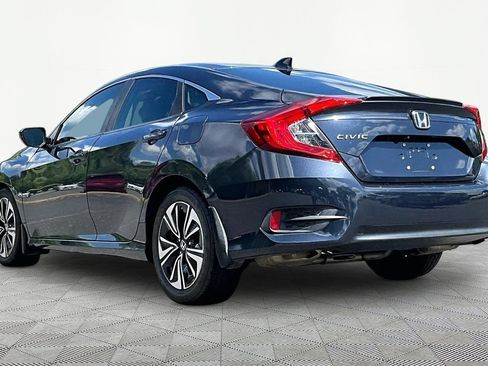 Used 2018 Honda Civic EX-L image 4