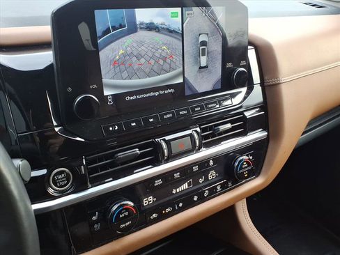 Certified 2023 Nissan Pathfinder Platinum w/ Lighting Package (N93) image 30