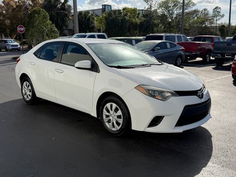 Used 2015 Toyota Corolla L image 7