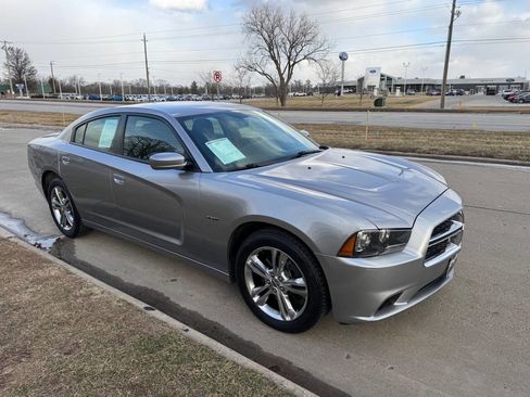 Used 2014 Dodge Charger R/T image 7