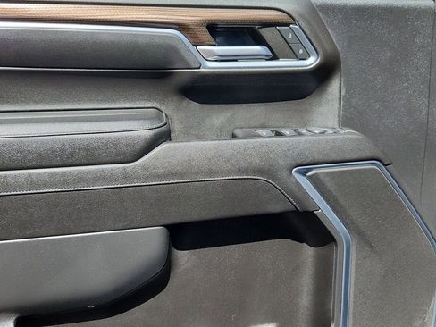 Used 2023 Chevrolet Silverado 1500 LT image 18