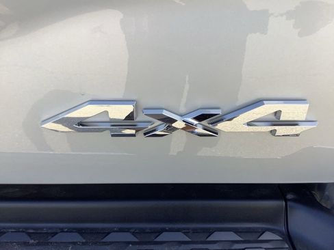 New 2026 RAM 2500 Big Horn AWD/4WD image 10