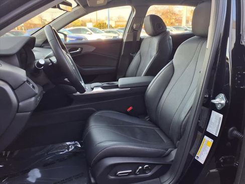 Certified 2025 Acura TLX w/Technology Package image 16