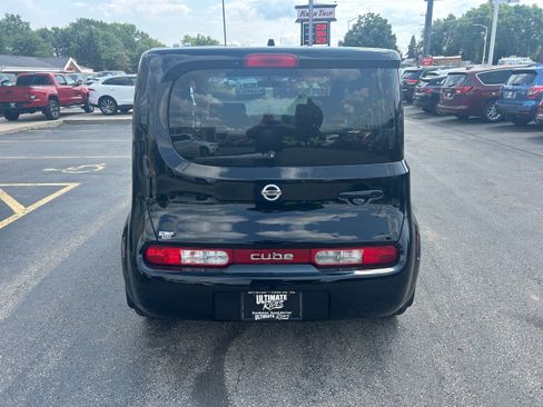 Used 2009 Nissan Cube 1.8 SL w/ Interior Designer Pkg FWD image 4