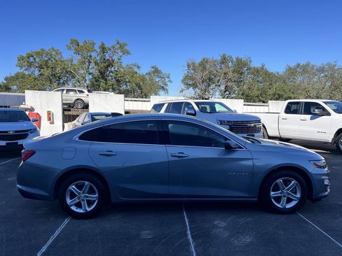 Used 2023 Chevrolet Malibu LS image 9