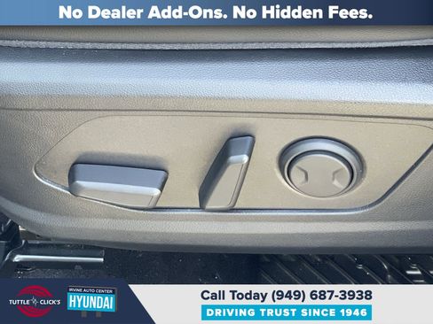 Certified 2023 Hyundai Tucson Limited AWD/4WD image 22