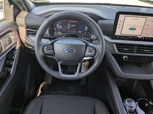 New 2026 Ford Explorer Platinum image 17