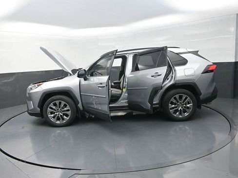 Used 2019 Toyota RAV4 XLE Premium w/ Cold Weather Package image 45