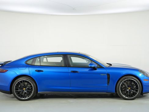 Used 2019 Porsche Panamera 4 Executive w/ Premium Package Plus AWD/4WD image 56