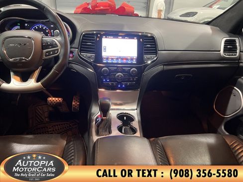 Used 2020 Jeep Grand Cherokee SRT AWD/4WD image 28