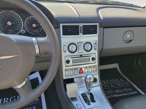 Used 2005 Chrysler Crossfire Limited image 11