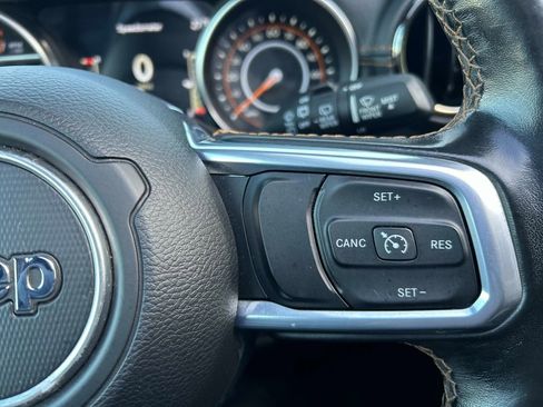 Used 2021 Jeep Wrangler Unlimited Sahara image 26