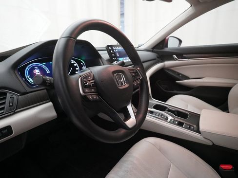 Certified 2018 Honda Accord EX-L image 8