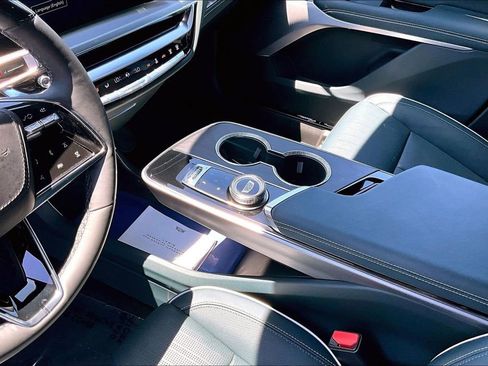 Certified 2025 Cadillac Lyriq Sport w/ LPO, Red Accent Package AWD/4WD image 18