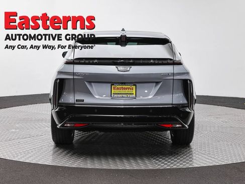 Used 2024 Cadillac Lyriq Luxury RWD image 6