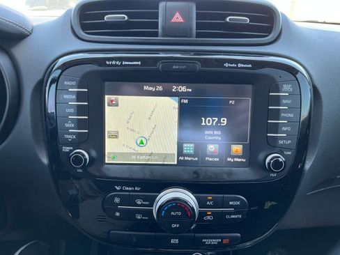 Used 2016 Kia Soul + w/ Audio Package FWD image 7