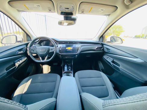 Used 2023 Chevrolet Bolt EUV LT image 20
