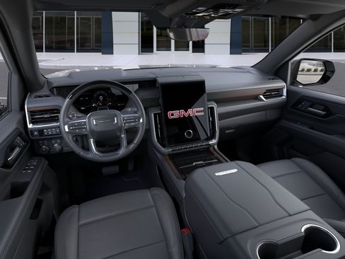 New 2026 GMC Yukon Denali w/ Advanced Technology Package AWD/4WD image 16